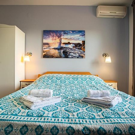 Guest House Ambienti Rovinj Bagian luar foto