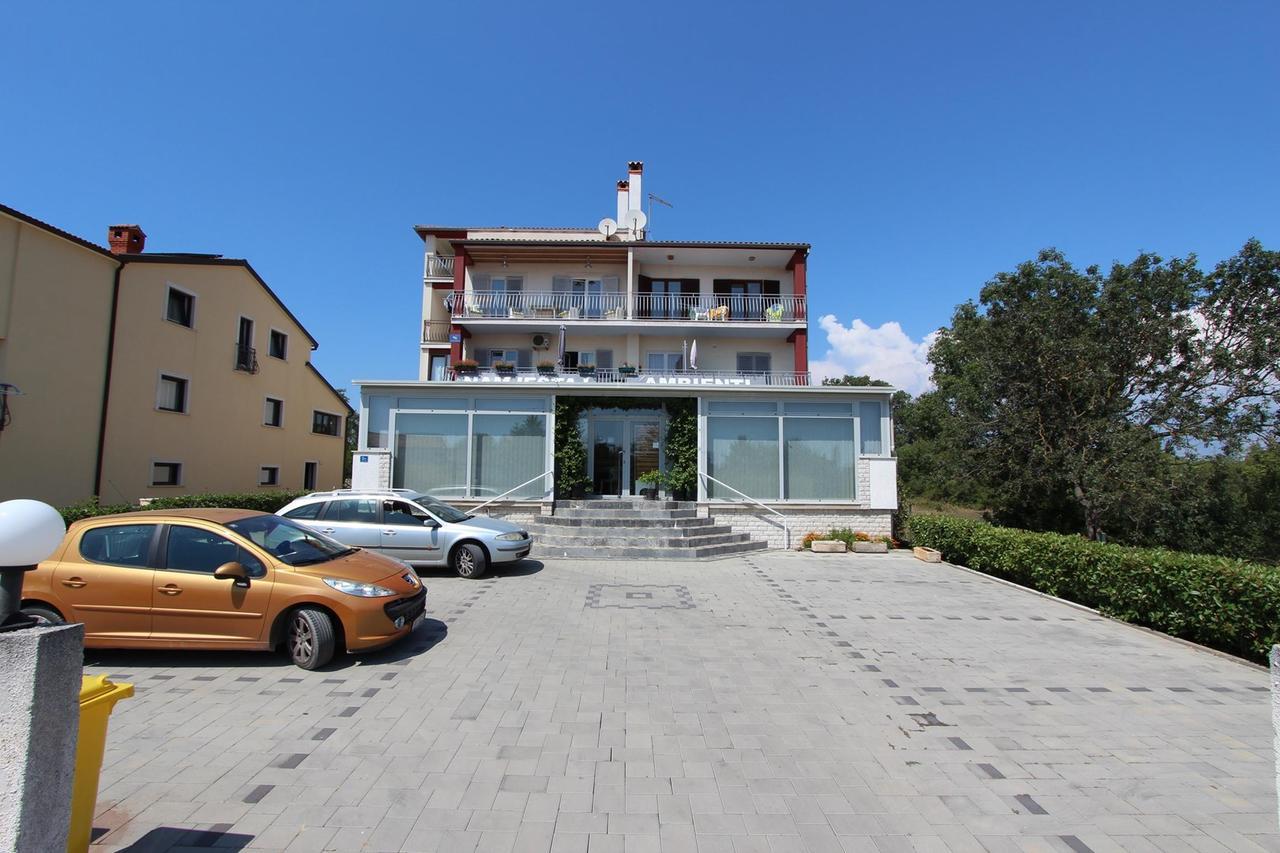 Guest House Ambienti Rovinj Bagian luar foto