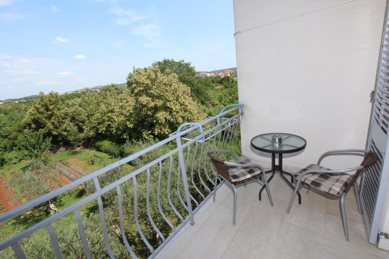 Guest House Ambienti Rovinj Bagian luar foto