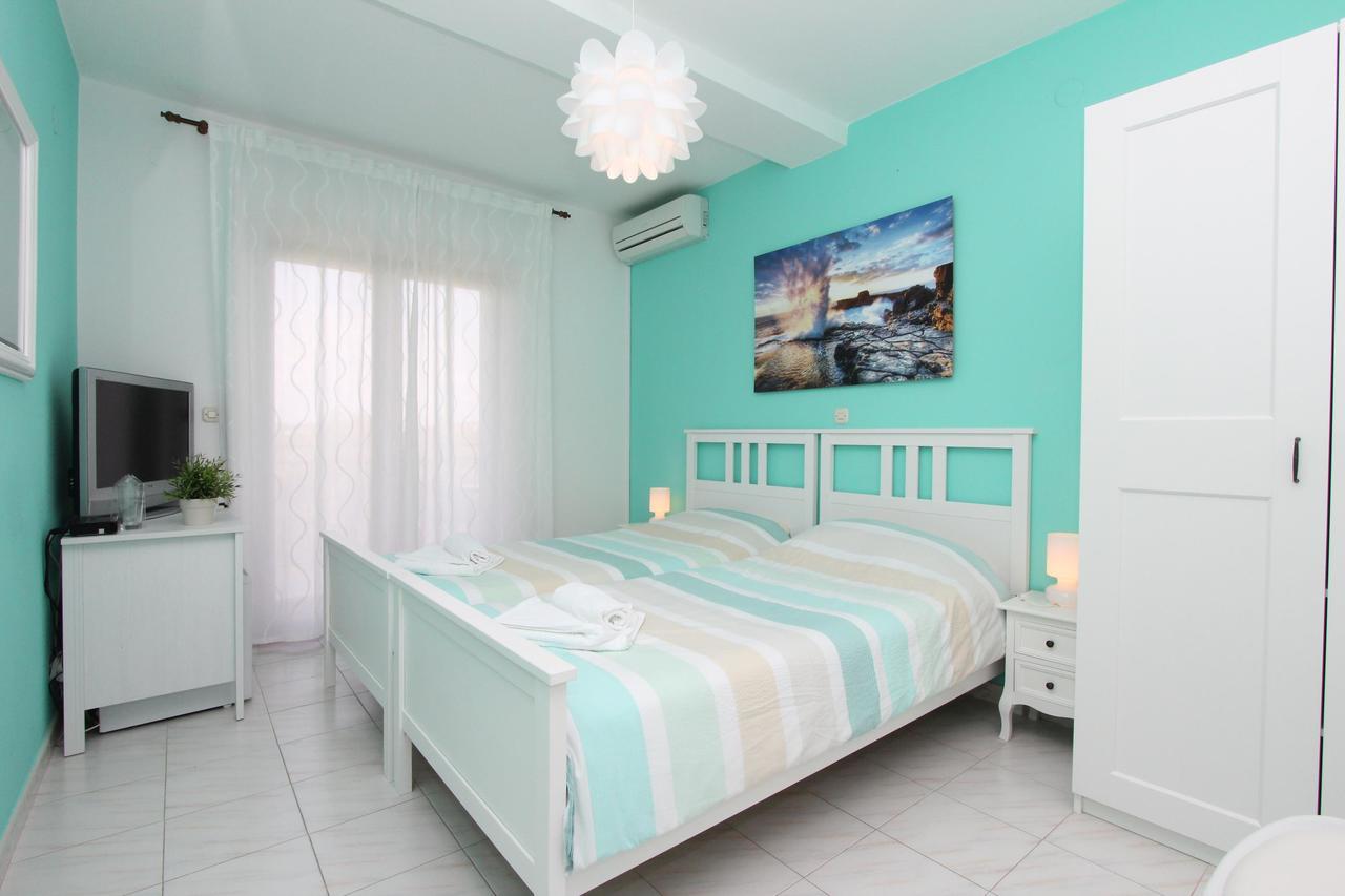 Guest House Ambienti Rovinj Bagian luar foto